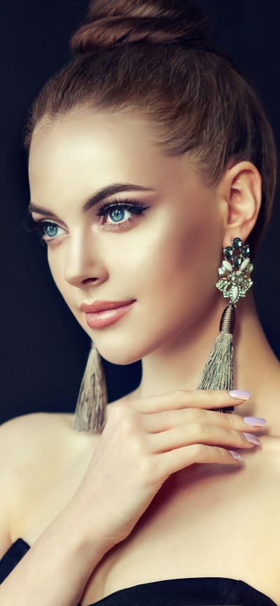 Women Model, Brunette, Earrings, Blue Eyes, 1080x2340