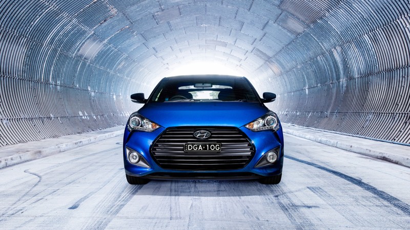 Hyundai Veloster Street Turbo, blue