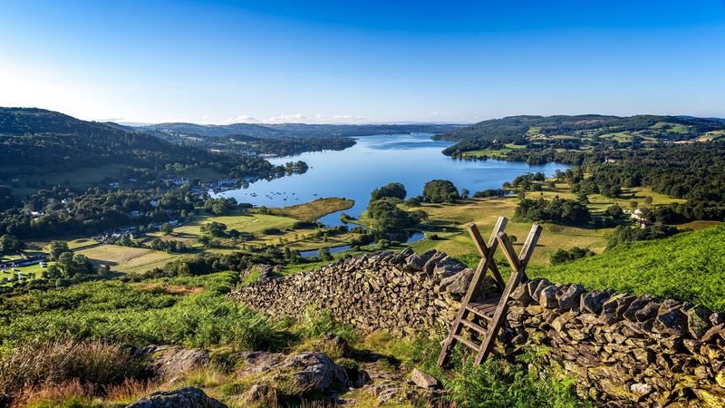 lake, grass, structure, wall, landscape, 4k