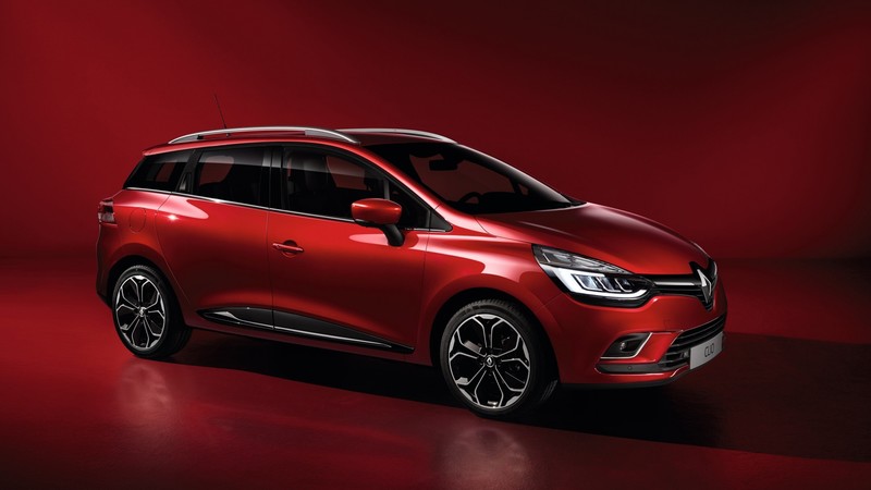 Renault Clio, hatchback, red