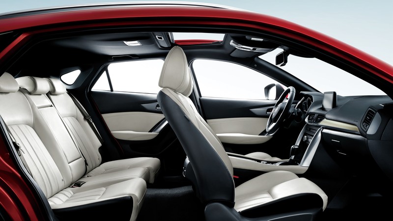 Mazda CX4, crossover, interior