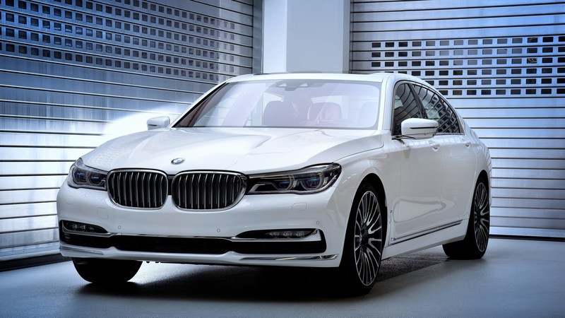 BMW 750Li xDrive Solitaire, luxury car, white