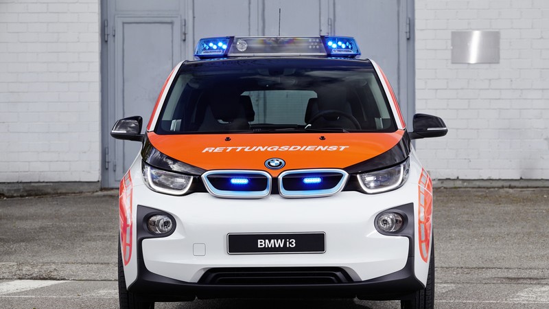 Bmw i3, electric cars, RETTmobil 2016, safety car