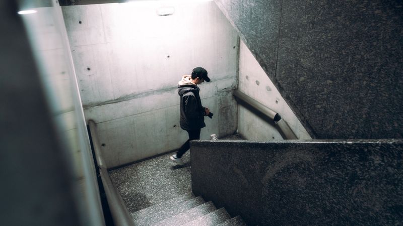 lonely, loneliness, photographer, cap, stairs, 4k