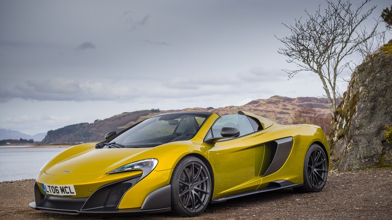 McLaren 675LT Spider, supercar, yellow