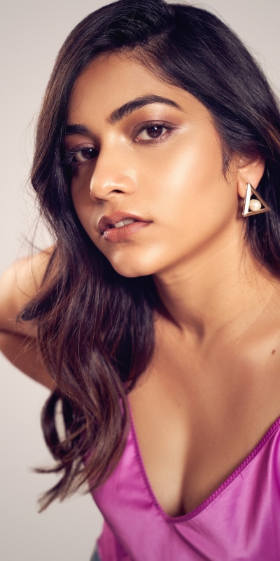 Women Model, Indian, Black Hair, Brown Eyes, 1080x2160