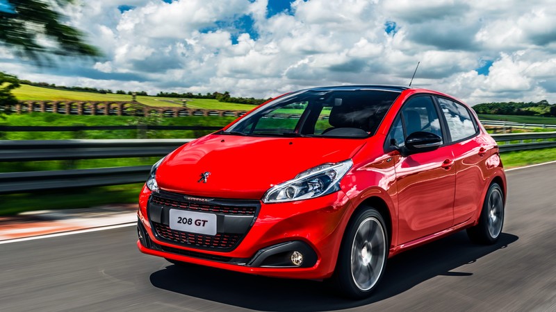 Peugeot 208 GT, hatchback, red, clouds