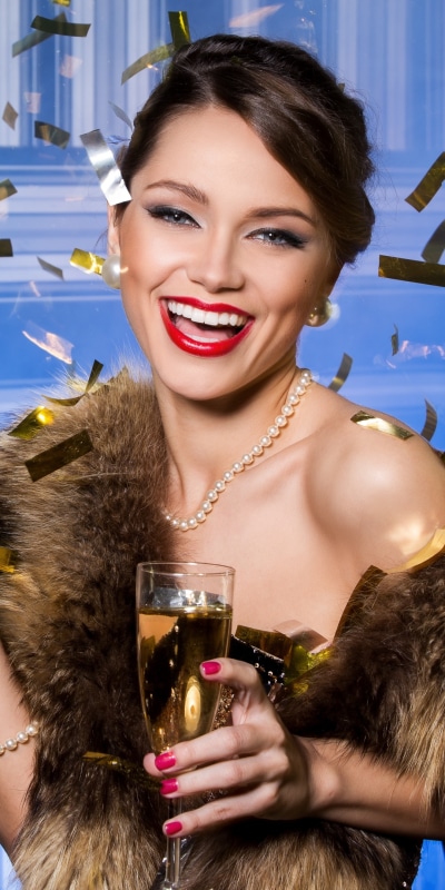 Women Model, Lipstick, Brunette, Smile, Drink, 1080x2160