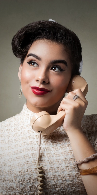 Women Model, Black Hair, Lipstick, Phone, Brown Eyes, 1080x2160