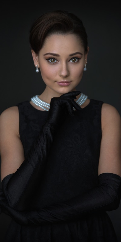 Women Model, Black Dress, Necklace, Earrings, Glove, 1080x2160