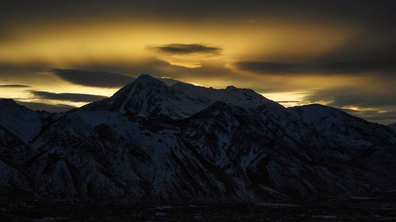 mountains, peak, snowy, sunset, 4k