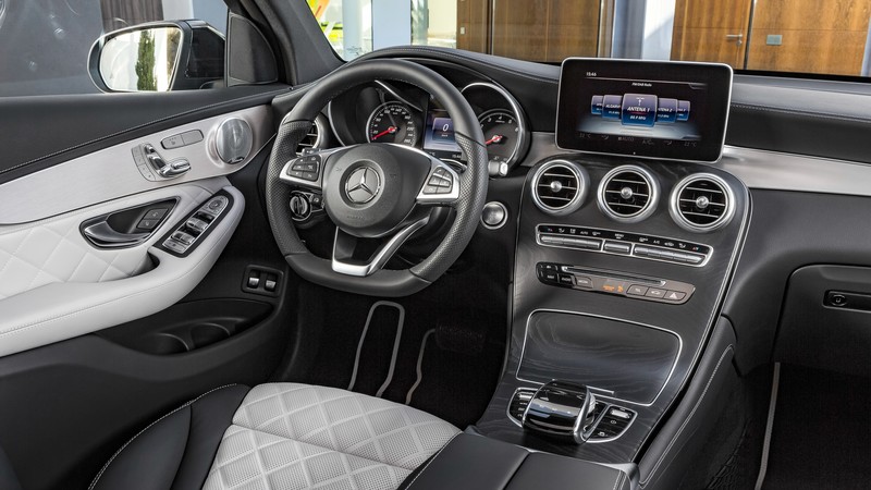 Mercedes-Benz Glc Amg Line, NYIAS 2016, interior