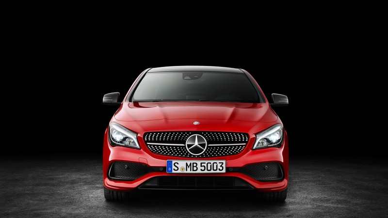Mercedes-Benz CLA 200 d, 4MATIC AMG Line, NYIAS 2016, red