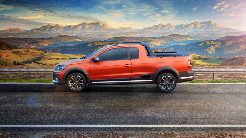 Volkswagen Saveiro Cross CE, pickup, orange