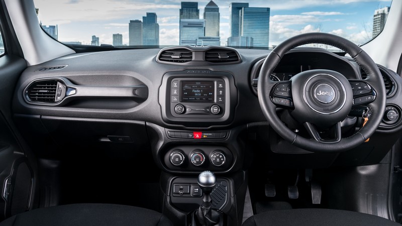 Jeep Renegade Dawn of Justice, Batman v Superman: Dawn of Justice, interior