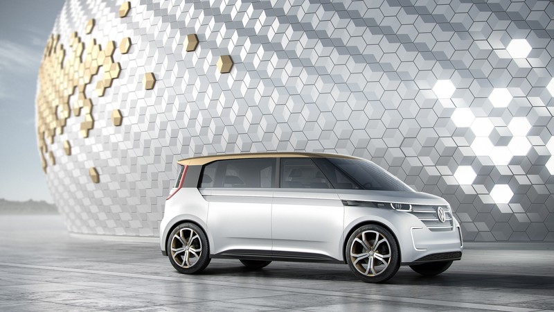 Volkswagen BUDD-e, CES 2016, electric microbus, silver