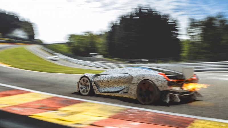 Bell & Ross Aero GT, supercar, hypercar, silver
