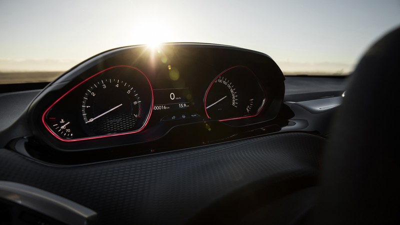 Peugeot 2008 GT Line, Geneva Auto Show 2016, crossover, instrument cluster