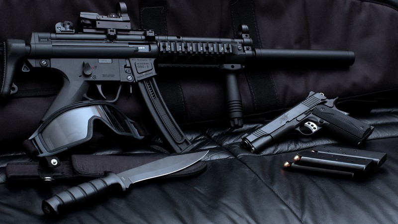 Gsg 5, M1911, knife, TACTICAL GOGGLES