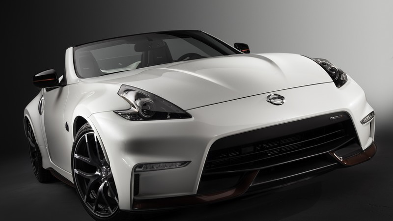 Nissan 370Z Nismo Roadster, Chicago Auto Show 2016, white
