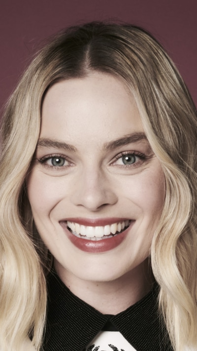 Celebrity Margot Robbie, Actress, Blonde, Smile, 1080x1920