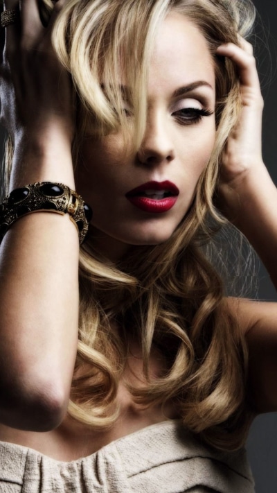 Celebrity Laura Vandervoort, Lipstick, Canadian, Actress, Blonde, Face, 1080x1920