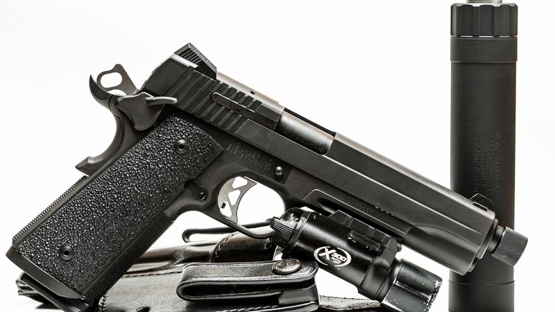 SIG Sauer P226, black, silencer, Germany