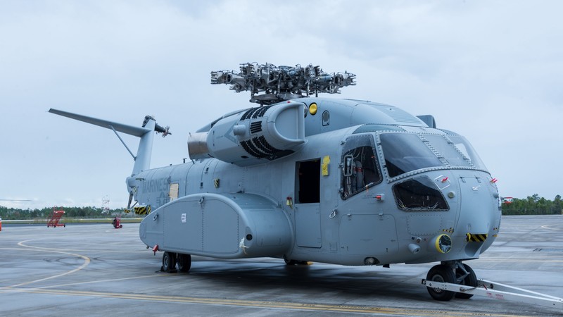 Sikorsky CH-53K King Stallion, fighter helicopter, fighter, U.S. Air Force