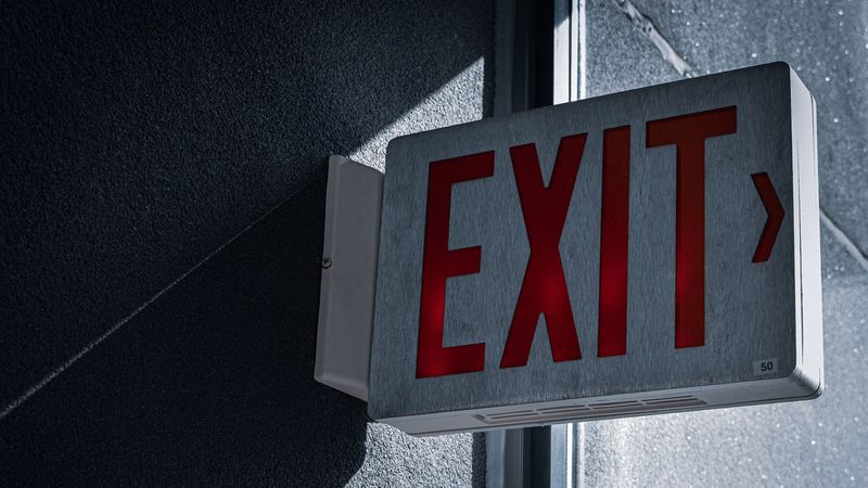 exit, pointer, sign, wall, 4k