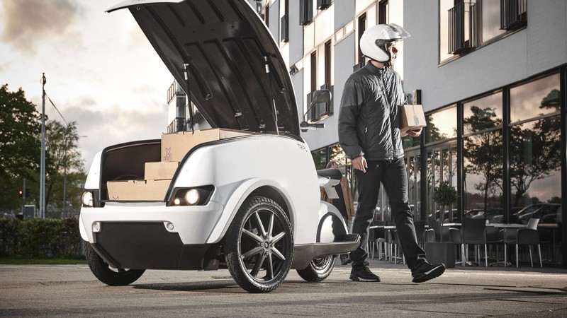 Tripl, electrocycle, concept, white