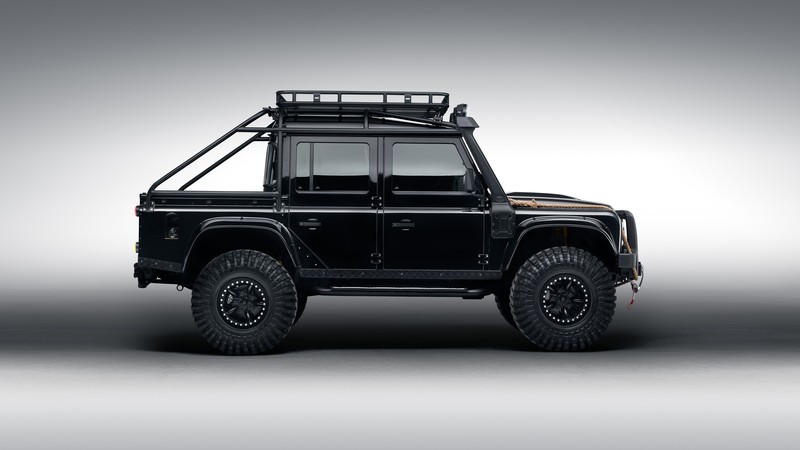 Land Rover Defender 110, 007 Spectre movie