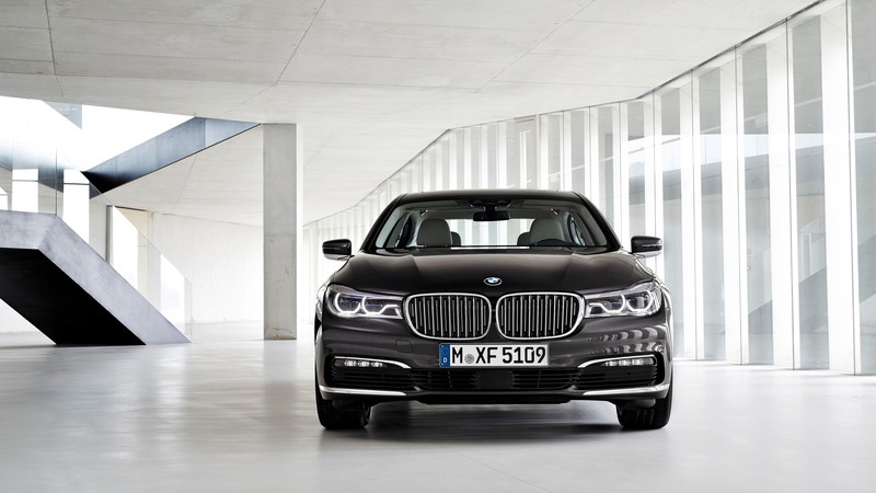 BMW 7-series, black, Frankfurt 2015