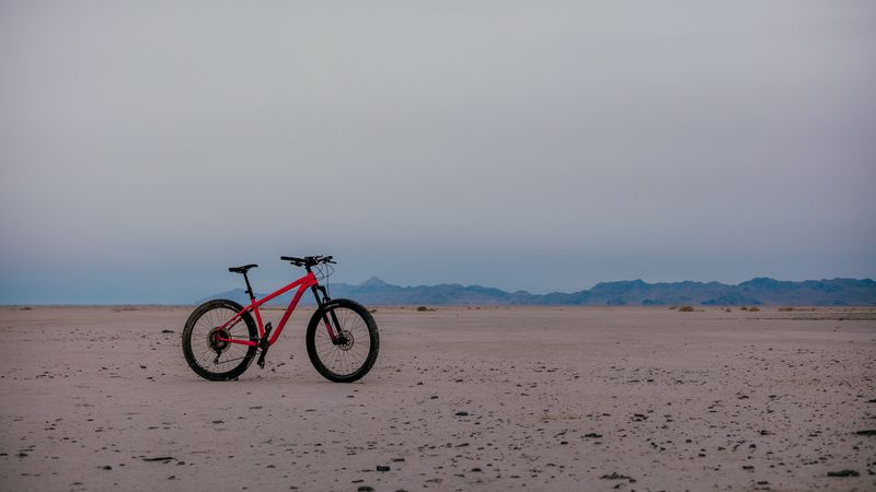 bike, horizon, sand, sky, 4k
