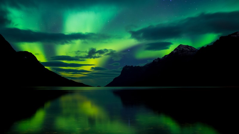 Aurora Borealis, 4K, Abisko, Sweden, Europe, tourism, travel, green, lake, National Park