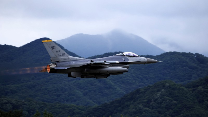 F-16, Fighting Falcon, US Army, U.S. Air Force, General Dynamics