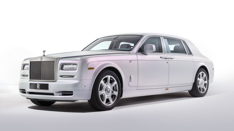 Rolls-Royce Phantom Serenity, sedan, luxery, white.