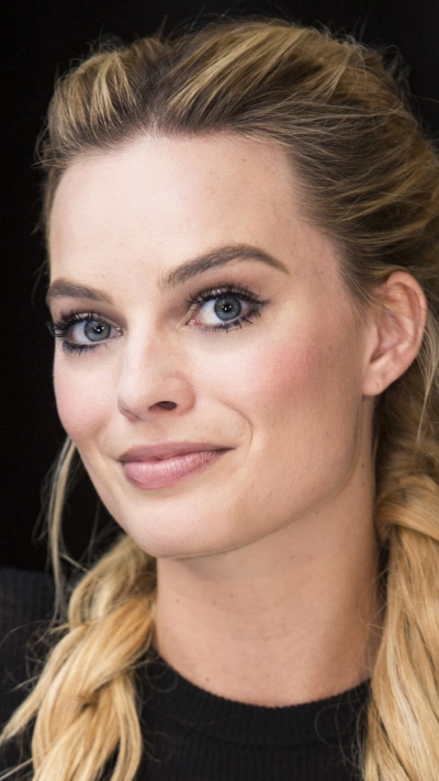 Celebrity Margot Robbie, Actress, Australian, Blue Eyes, Blonde, Smile, 1080x1920