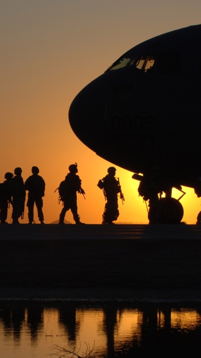 Military Soldier Aircraft Sunset Army Reflection 1080x1920 Phone military-soldier-aircraft-sunset-army-reflection-1080x1920-phone