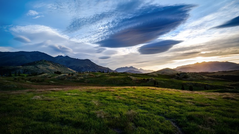 New Zealand, HD, Mountains, meadows, clouds, sky