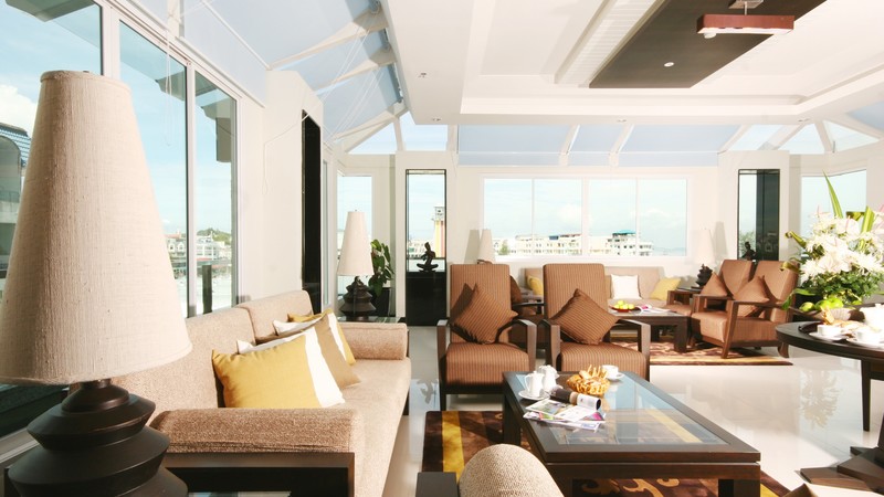 Hotel executive lounge, London, Best hotels, tourism, travel, resort, booking, vacation