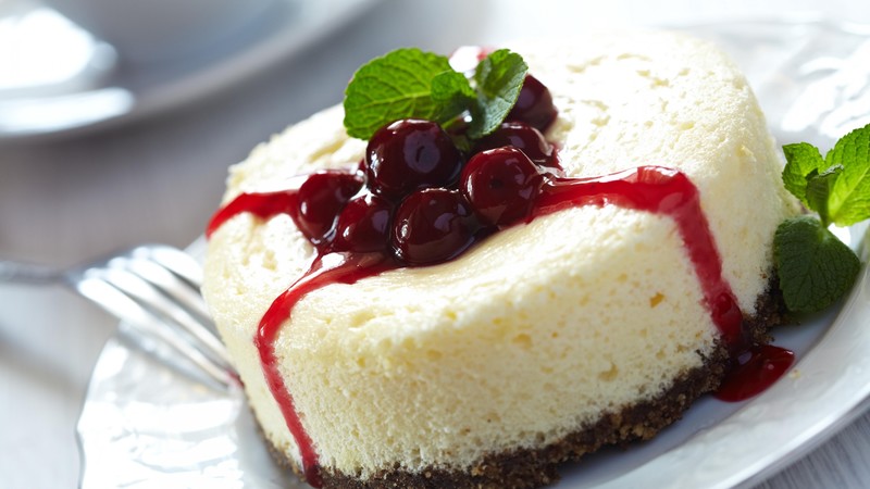 Cheesecake, cherry, jam, mint