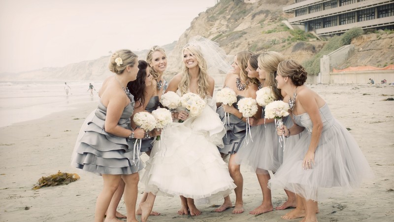 Carrie Underwood, Most Popular Celebs in 2015, actress, singer, blonde, smile, wedding, dress