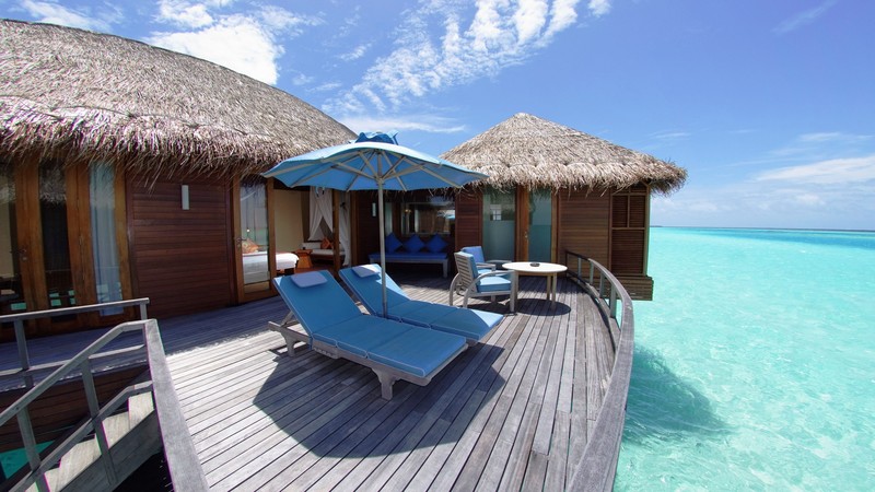 Anantara Kihavah Resort, Maldives, Best Hotels of 2017, Best Beaches in the World, tourism, travel, resort, vacation, sunbed