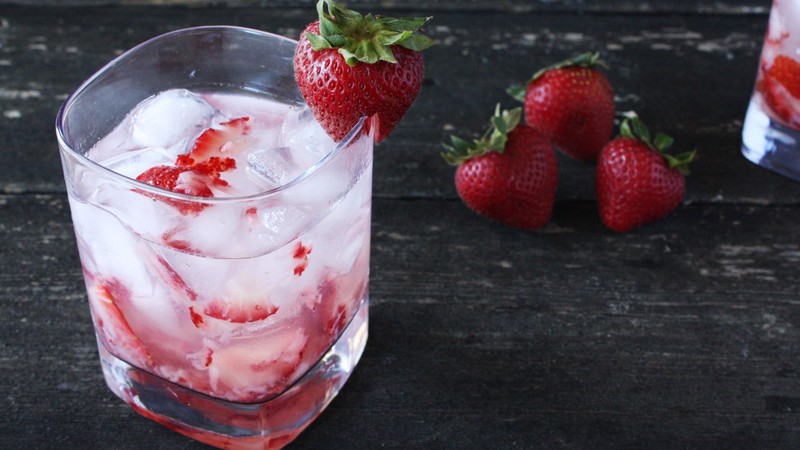 cocktails, strawberry, cream, ice