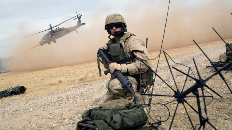 U.S. Air Force, soldier, assault rifle, rescue mission, helicopter landing