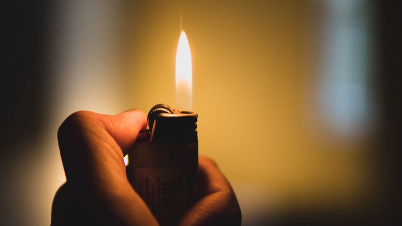 hand, lighter, fire, dark, 4k