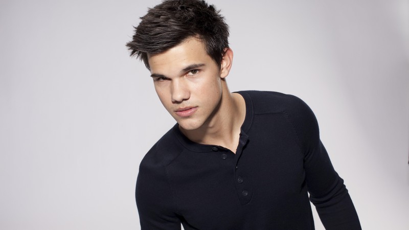 Taylor Lautner, Top Fashion Male Models, Most Popular Celebs in 2015, actor, model, Run the Tide 2015, The Twilight Saga