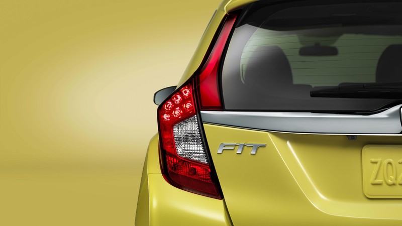 Honda Fit Hybrid, Best Cars 2015, Honda Jazz, city cars, yellow, back, test drive