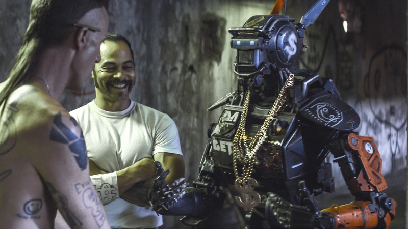 Chappie, Best Movies of 2015, robot, police, gun