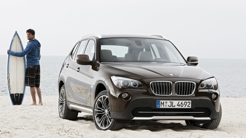 BMW X1, crossover, luxury cars, SUV, xDrive, sDrive, compact, review, test drive, rent, buy